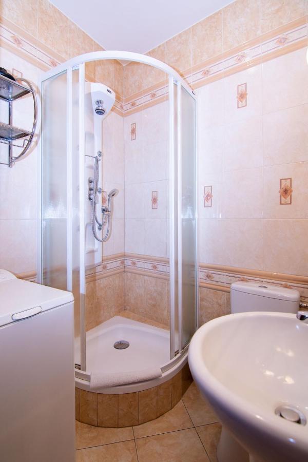 Maya'S Flats & Resorts 45 - Dluga 18/19 Гданськ Екстер'єр фото